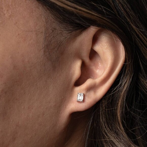 NWT Naomi Emerald Stud Earrings // Sterling Silver + 1ct Diamond - Picture 4 of 4